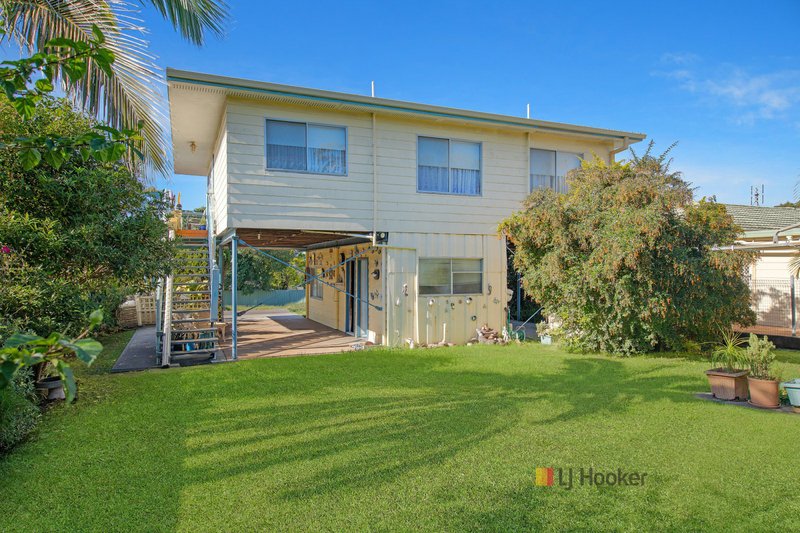 Photo - 32 Alan Avenue, Charmhaven NSW 2263 - Image 10