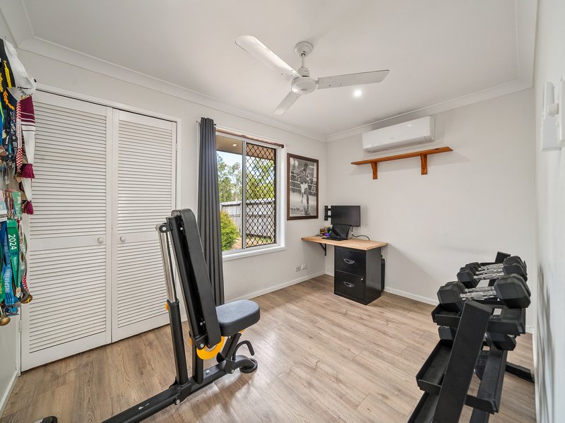 Photo - 32 Alexander Crescent, Morayfield QLD 4506 - Image 16