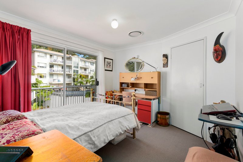 Photo - 32 Alinjarra Drive, Tugun QLD 4224 - Image 5