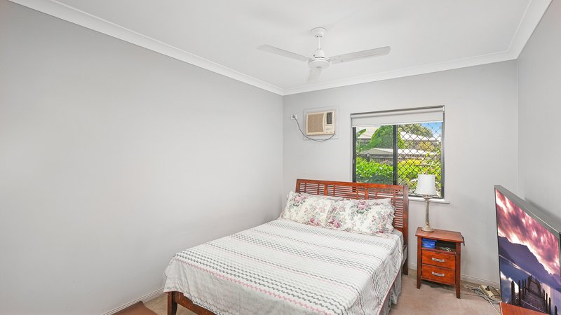 Photo - 32 Altona Street, Bentley Park QLD 4869 - Image 11