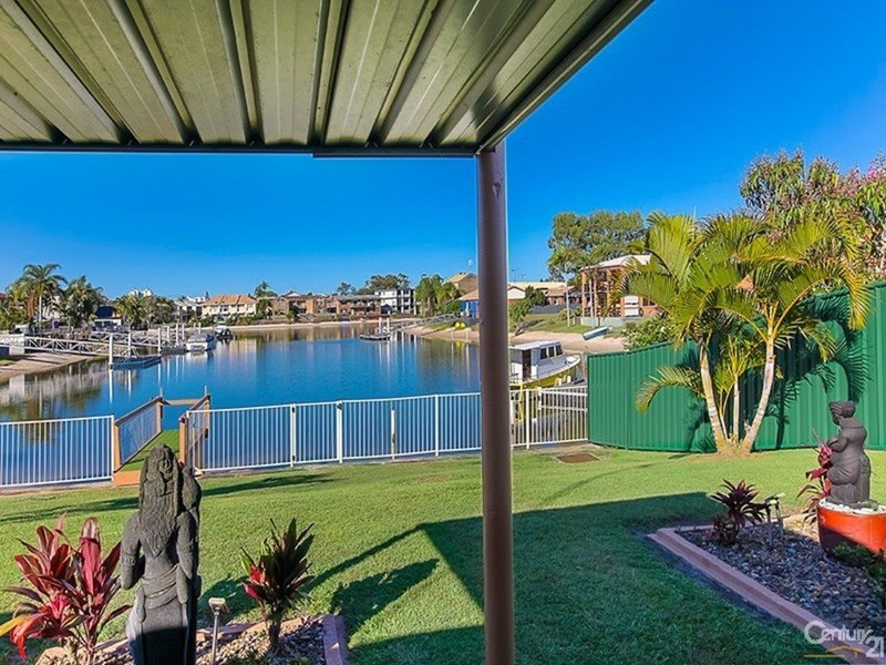 Photo - 32 Amarina Avenue, Mooloolaba QLD 4557 - Image 6