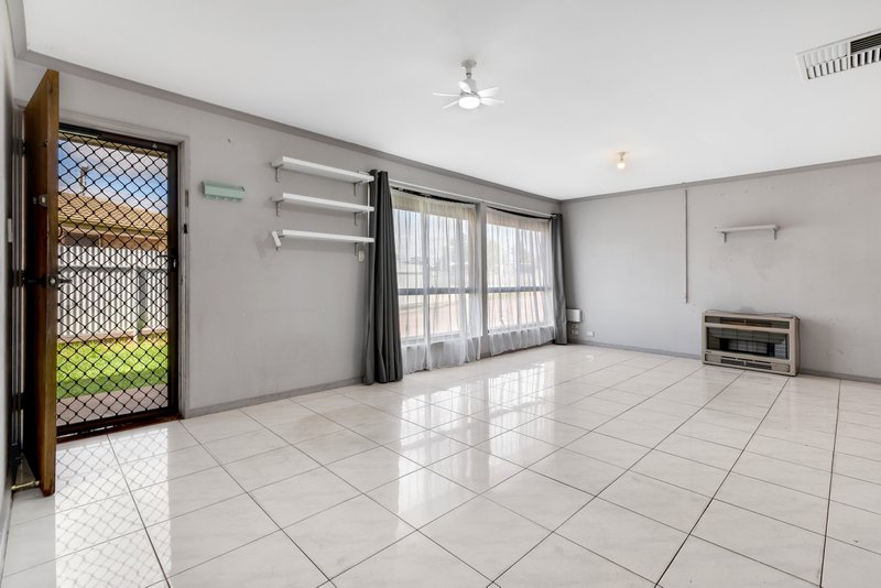 Photo - 32 Anderson Walk, Smithfield SA 5114 - Image 3