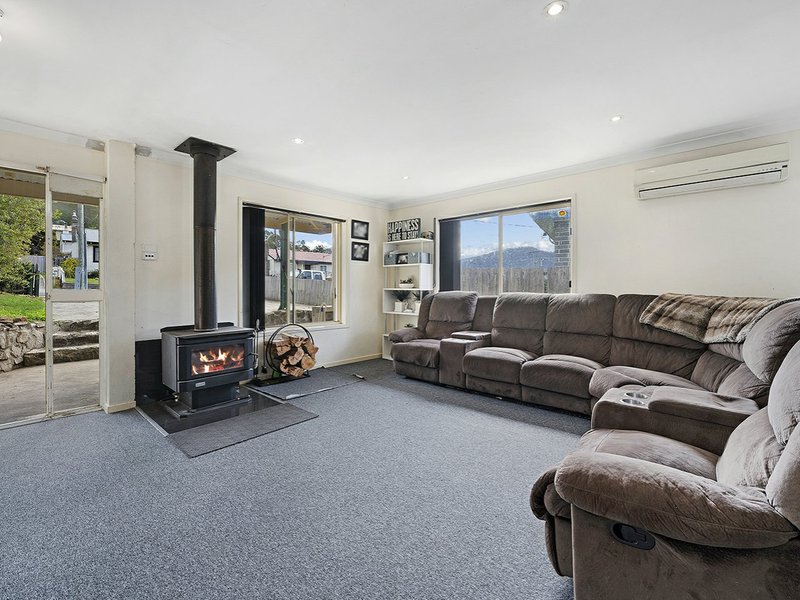 Photo - 32 Andrews Street, New Norfolk TAS 7140 - Image 2