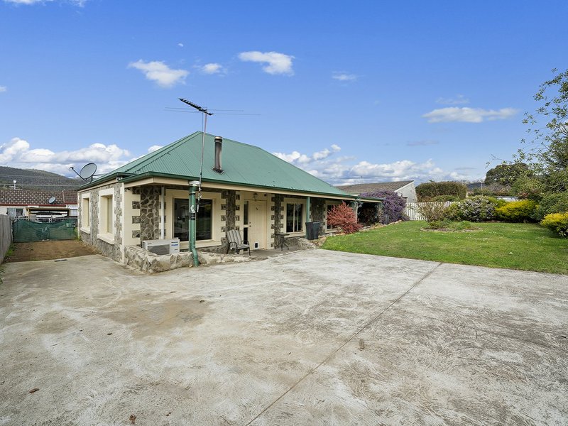 Photo - 32 Andrews Street, New Norfolk TAS 7140 - Image 11