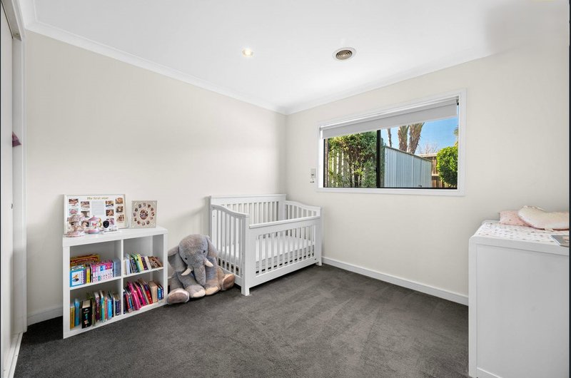 Photo - 32 Arnolds Creek Boulevard, Harkness VIC 3337 - Image 10