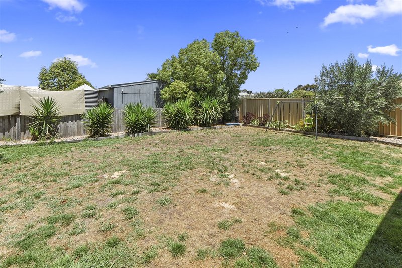 Photo - 32 Arnott Street, Horsham VIC 3400 - Image 16