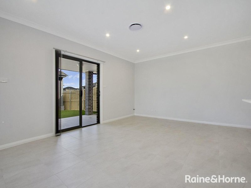 Photo - 32 Arthur Allen Drive, Bardia NSW 2565 - Image 5