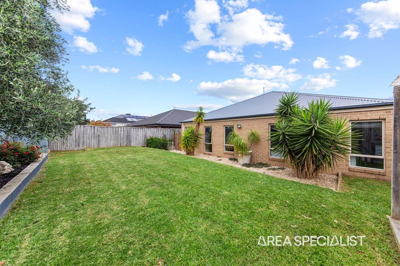 Photo - 32 Arthur Phillip Drive, Pakenham VIC 3810 - Image 33