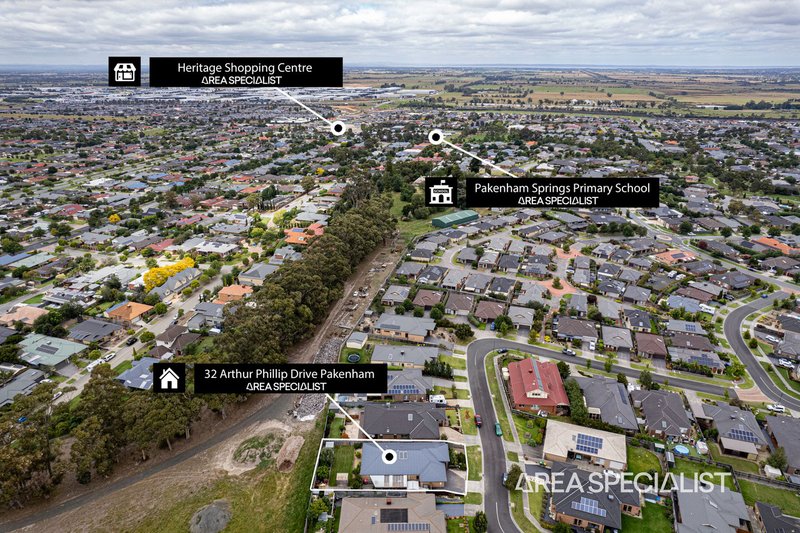 Photo - 32 Arthur Phillip Drive, Pakenham VIC 3810 - Image 35