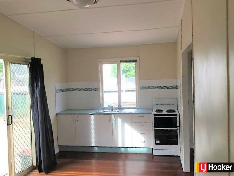 Photo - 32 Atherton Street, Mount Isa QLD 4825 - Image 2