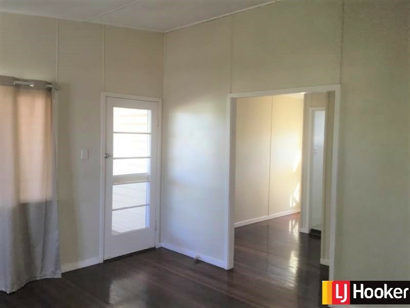 Photo - 32 Atherton Street, Mount Isa QLD 4825 - Image 4