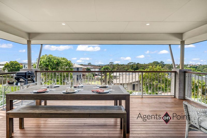 Photo - 32 Attenborough Circuit, Redland Bay QLD 4165 - Image 8