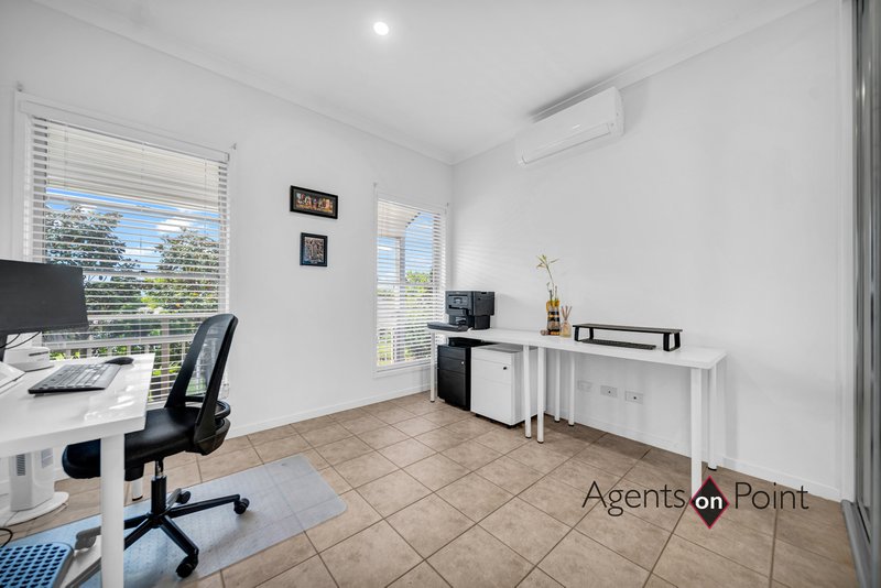 Photo - 32 Attenborough Circuit, Redland Bay QLD 4165 - Image 24