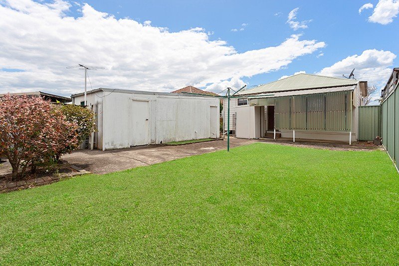 Photo - 32 Badham St , Merrylands NSW 2160 - Image 8