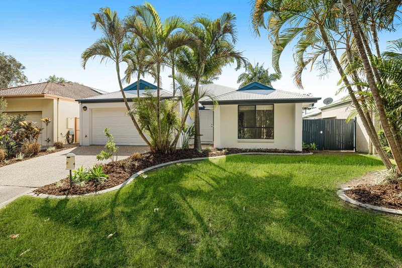 32 Barcoola Place, Twin Waters QLD 4564