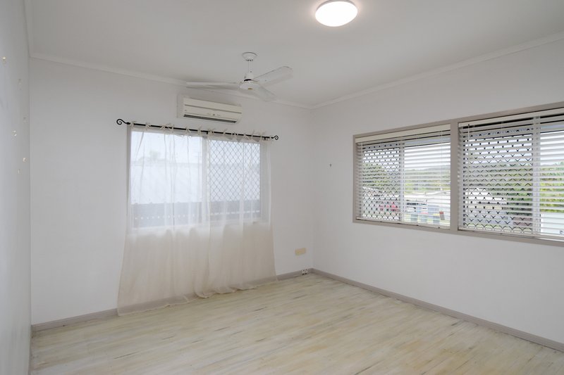 Photo - 32 Barney Street, Barney Point QLD 4680 - Image 12