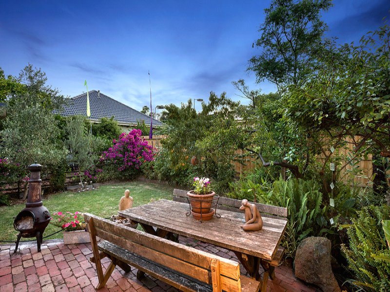 Photo - 32 Beauville Avenue, Murrumbeena VIC 3163 - Image 5