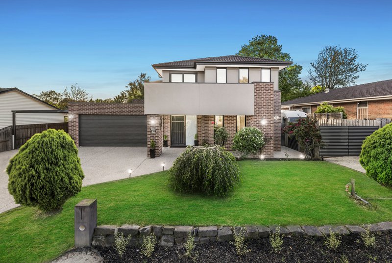 32 Begonia Avenue, Bayswater VIC 3153