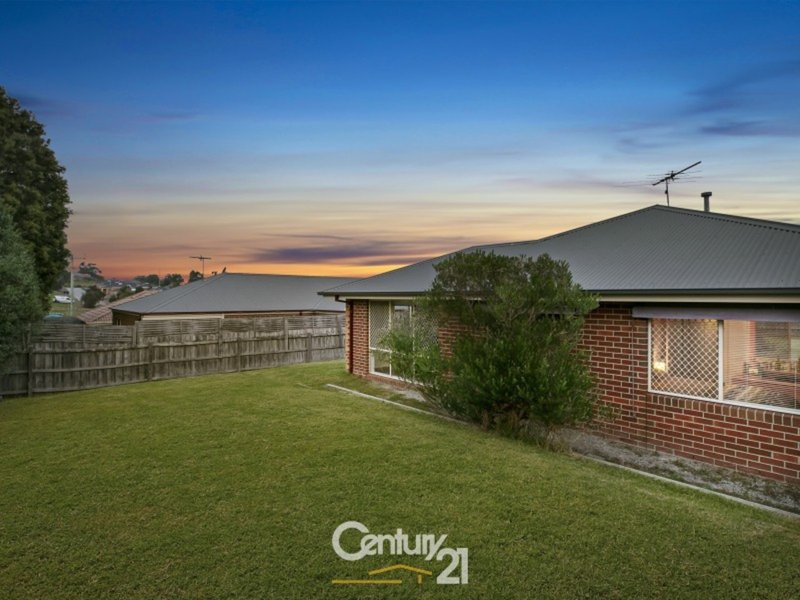 Photo - 32 Ben Drive, Pakenham VIC 3810 - Image 12