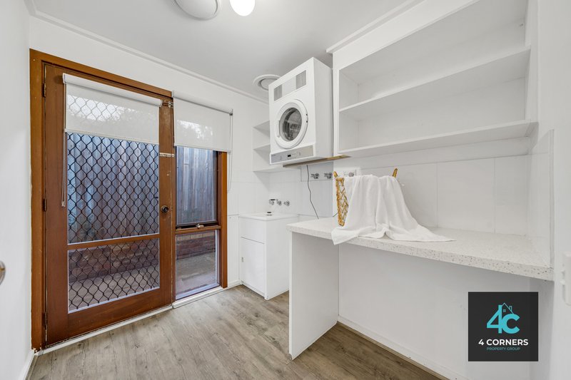 Photo - 32 Bernhardt Avenue, Hoppers Crossing VIC 3029 - Image 17