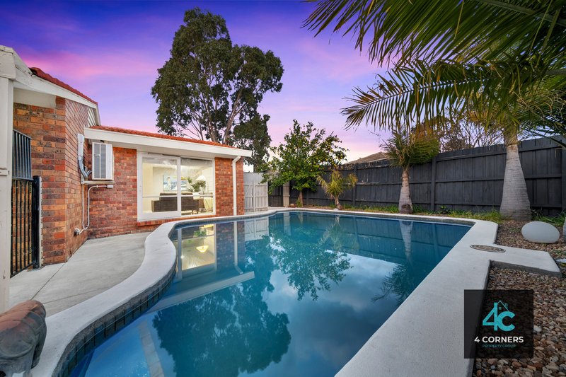 Photo - 32 Bernhardt Avenue, Hoppers Crossing VIC 3029 - Image 21