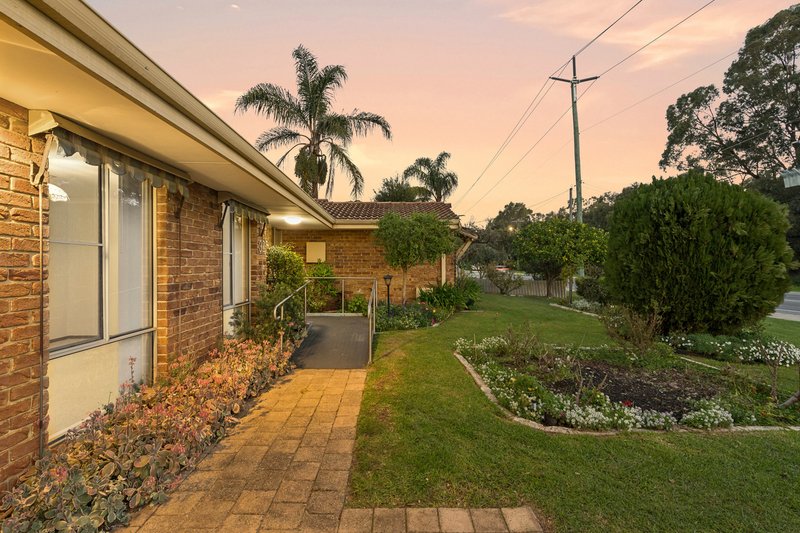 Photo - 32 Bibra Drive, Bibra Lake WA 6163 - Image 27