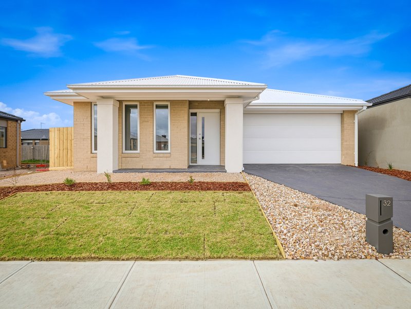 Photo - 32 Bindaree Drive, Melton South VIC 3338 - Image 1