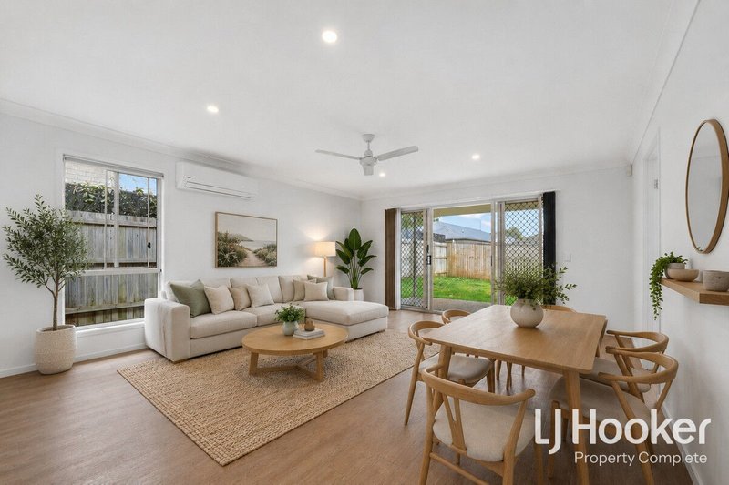 Photo - 32 Biron Street, Yarrabilba QLD 4207 - Image 5
