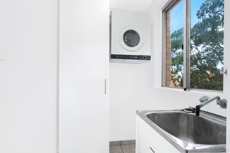 Photo - 3/2 Bligh Street, Wollongong NSW 2500 - Image 6