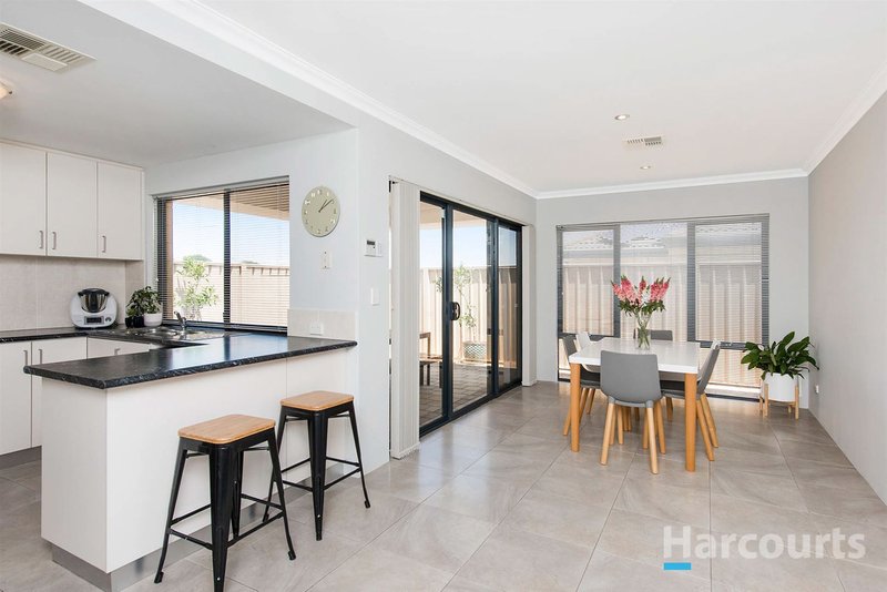 Photo - 32 Bonython Avenue, Hocking WA 6065 - Image 12