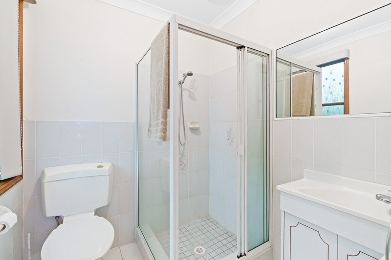 Photo - 32 Boronia Road, Bossley Park NSW 2176 - Image 14