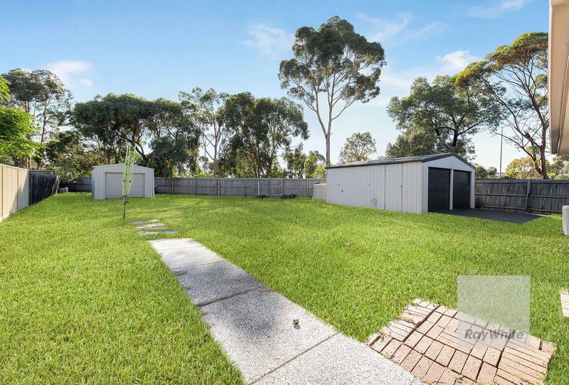 Photo - 32 Boston Crescent, Keilor Downs VIC 3038 - Image 10