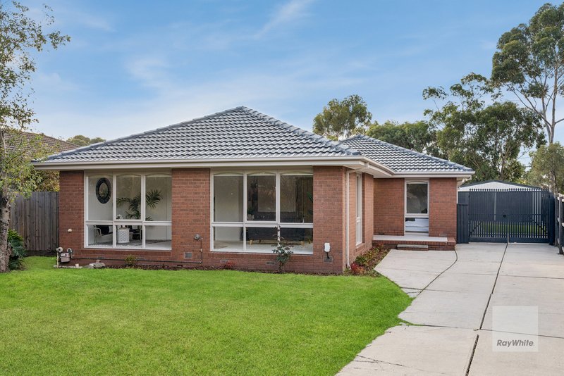 Photo - 32 Boston Crescent, Keilor Downs VIC 3038 - Image 1
