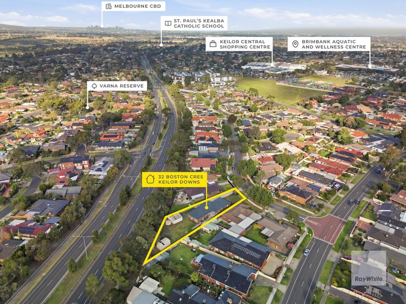 Photo - 32 Boston Crescent, Keilor Downs VIC 3038 - Image 15