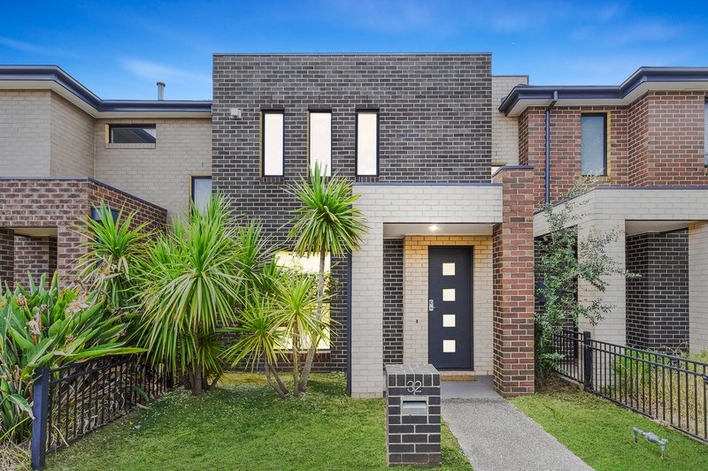 32 Botanic Drive, Clayton South VIC 3169