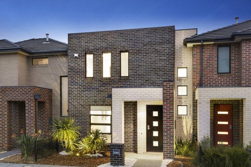 32 Botanic Drive, Clayton South VIC 3169