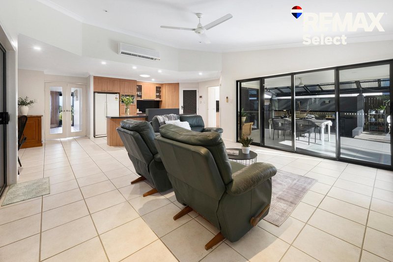 Photo - 32 Botha Street, Blacks Beach QLD 4740 - Image 10
