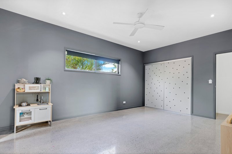 Photo - 32 Brampton Crescent, Mountain Creek QLD 4557 - Image 14