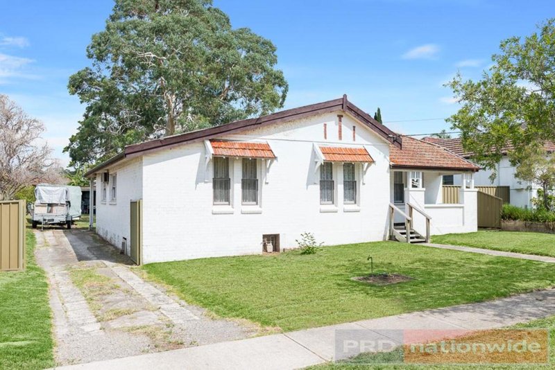 Photo - 32 Brancourt Avenue, Bankstown NSW 2200 - Image 9