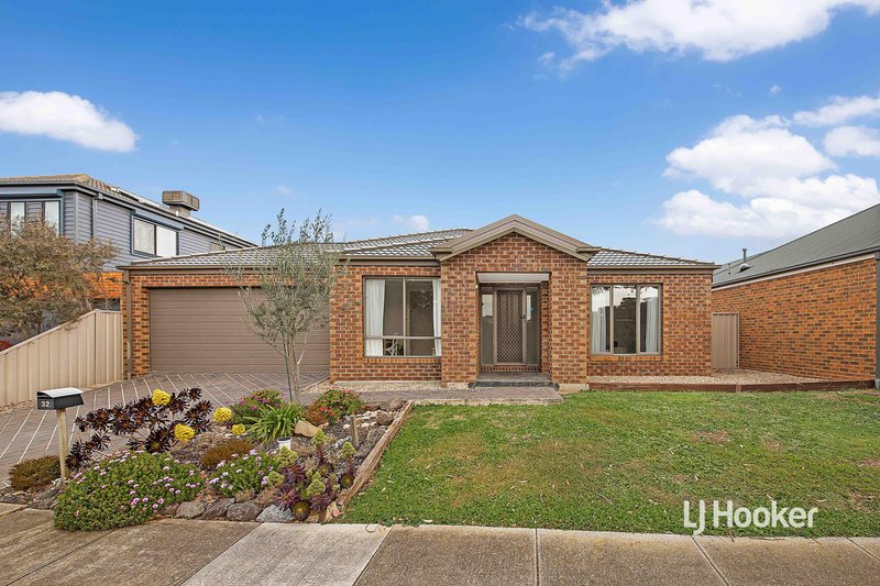 32 Breakwater Crescent, Point Cook VIC 3030