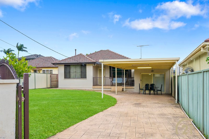 Photo - 32 Brenan Street, Fairfield NSW 2165 - Image 1