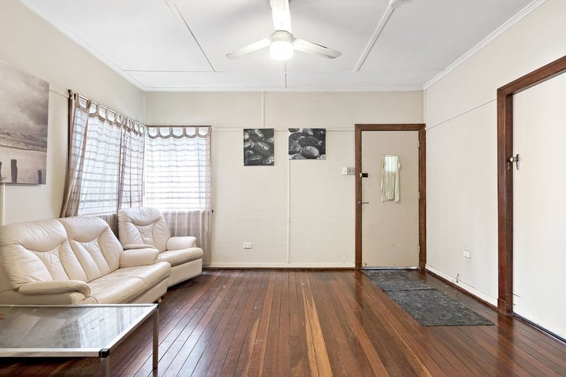 Photo - 32 Brennan Street, Stafford QLD 4053 - Image 3