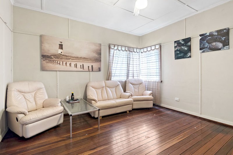 Photo - 32 Brennan Street, Stafford QLD 4053 - Image 8