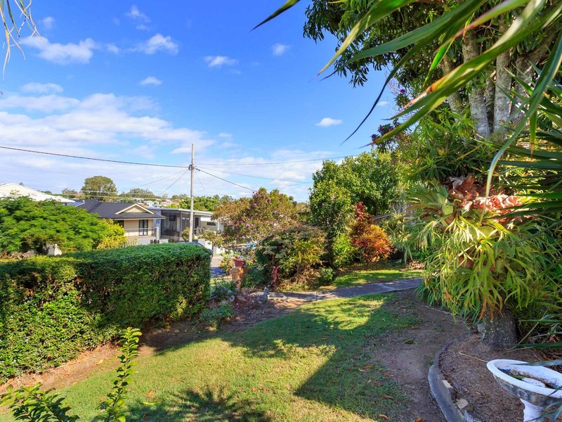 Photo - 32 Brisbane Avenue, Camp Hill QLD 4152 - Image 3