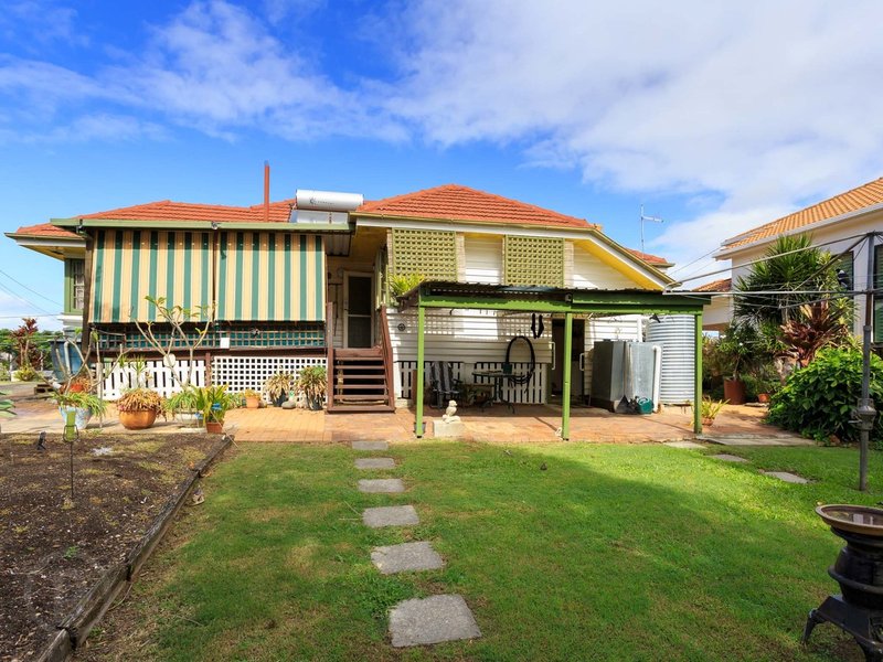 Photo - 32 Brisbane Avenue, Camp Hill QLD 4152 - Image 5