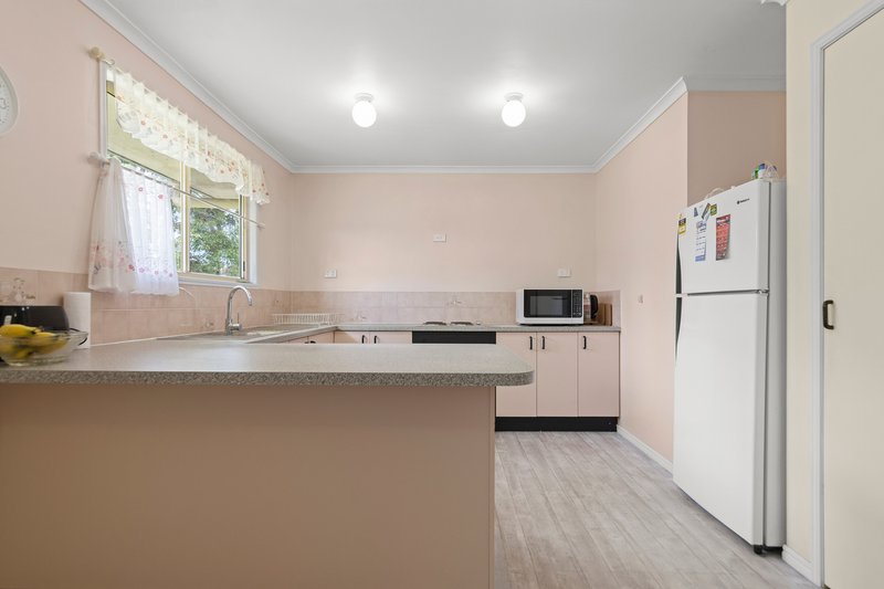 Photo - 32 Bronzewing Crescent, Deception Bay QLD 4508 - Image 4