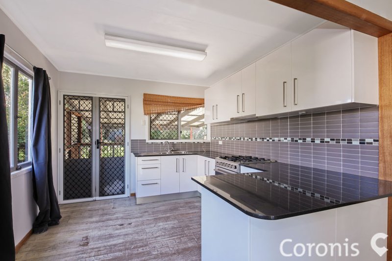 Photo - 32 Bruce Road, Woodridge QLD 4114 - Image 6