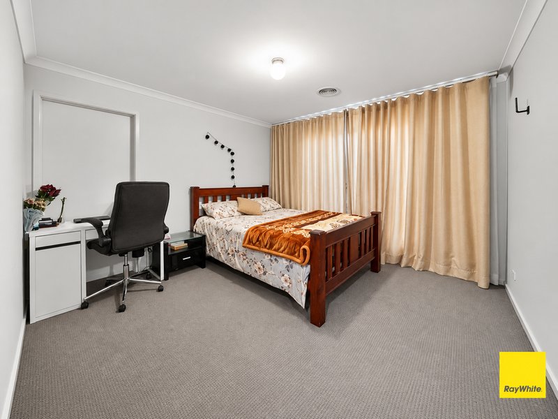 Photo - 32 Bruny Drive, Tarneit VIC 3029 - Image 13