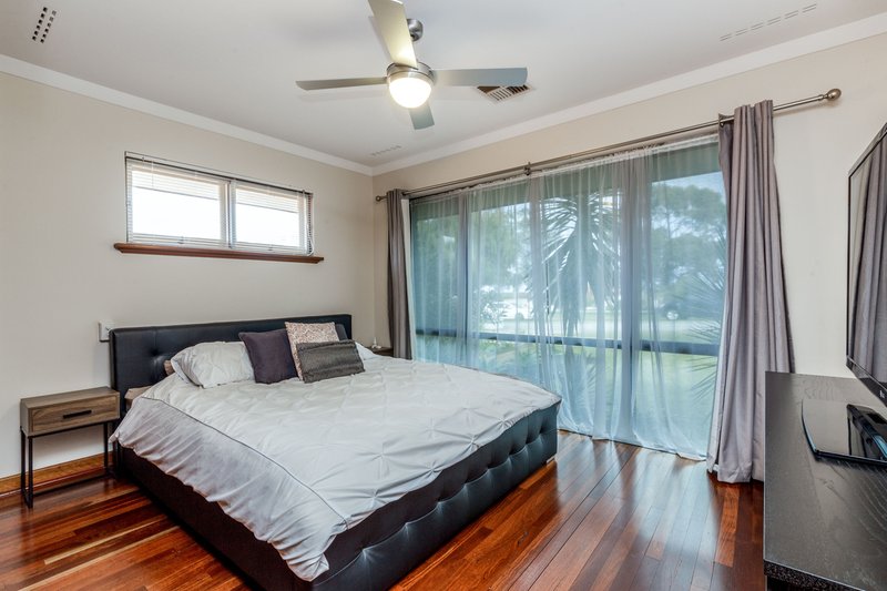 Photo - 32 Bullfinch Street, Spearwood WA 6163 - Image 8