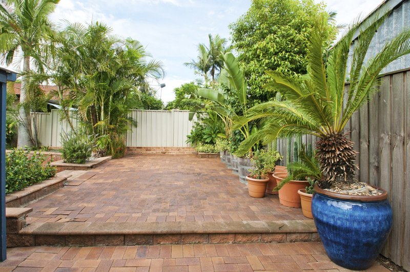 Photo - 32 Burrell Crescent, Dapto NSW 2530 - Image 12